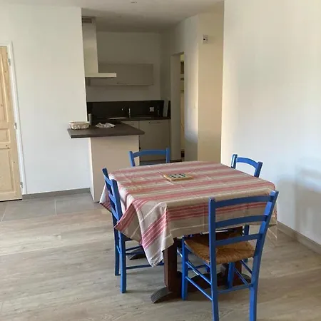 Tres Bel Appartement Dans Centre Historique De Figeac *