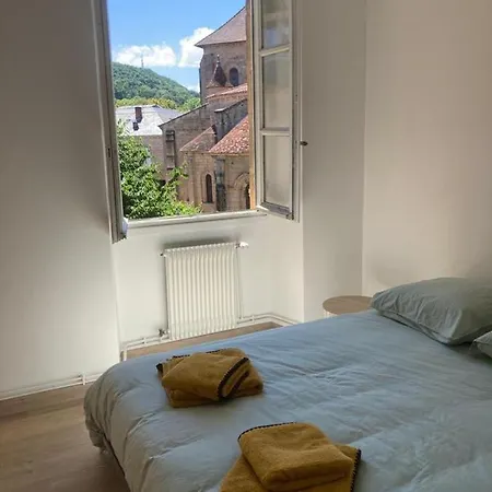 Tres Bel Appartement Dans Centre Historique De Figeac شقة